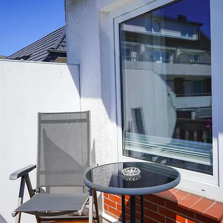 Apartment Deichhaus Groemitz, App Aida